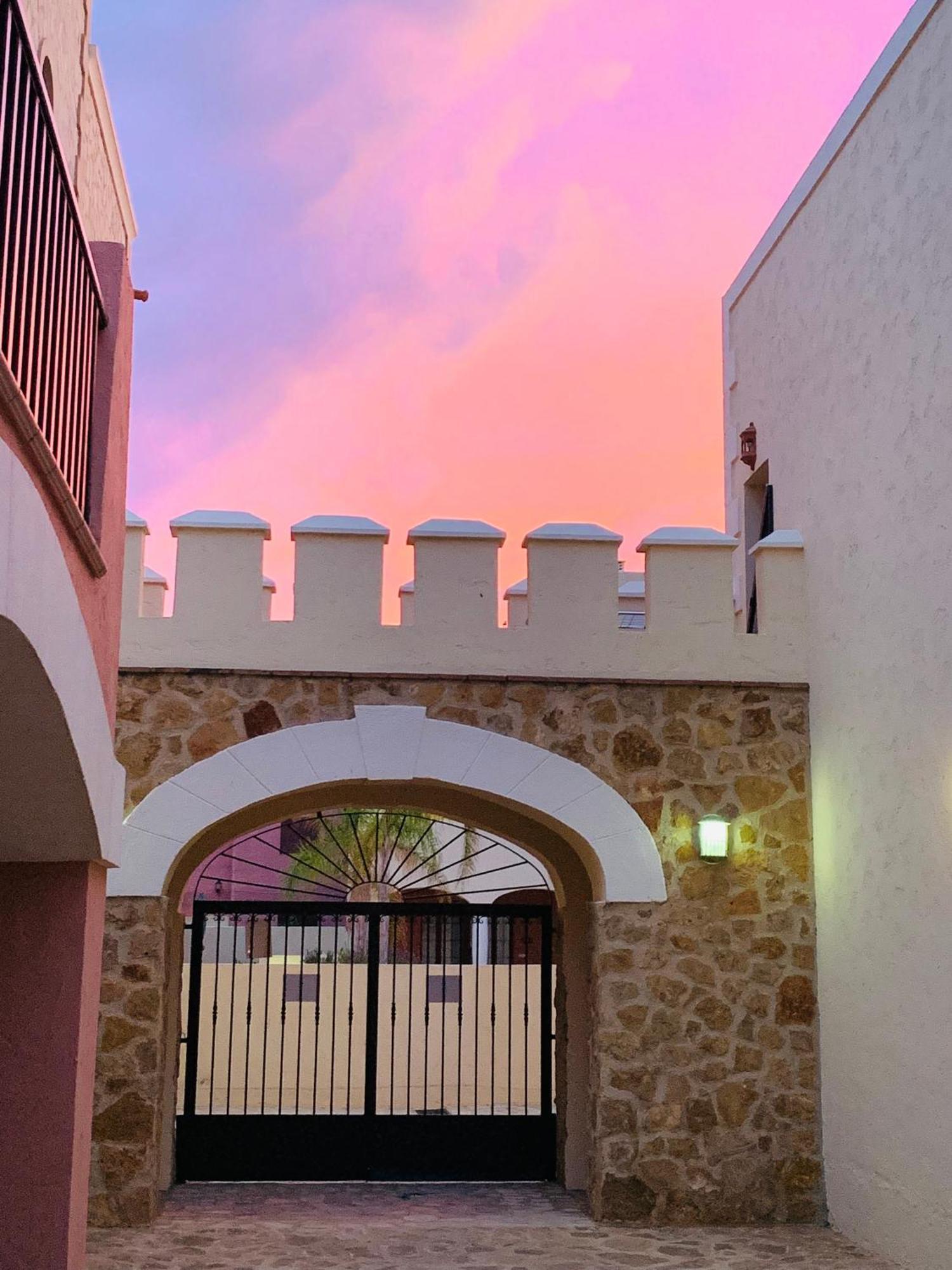 Harbour Lights Townhouse Villa Виларикос Екстериор снимка