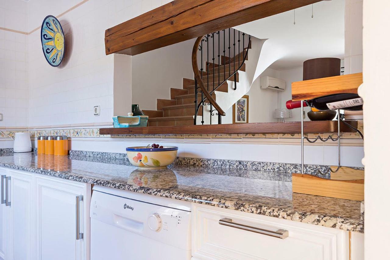 Harbour Lights Townhouse Villa Виларикос Екстериор снимка